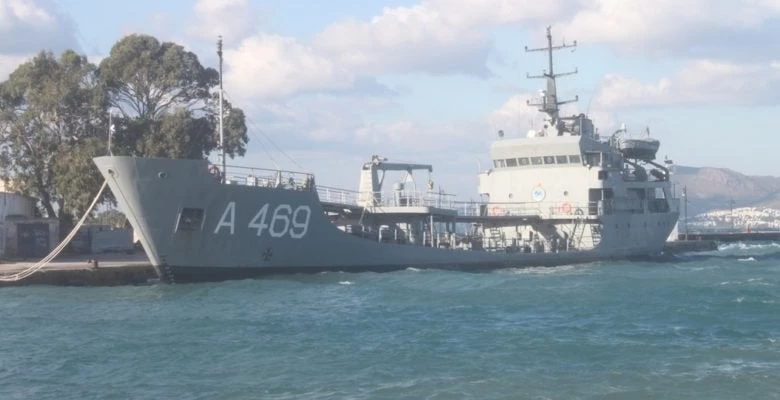 Ύδρα: Αναλαμβάνει δράση η Υδροφόρα ΣΤΥΜΦΑΛΙΑ του Πολεμικού Ναυτικού